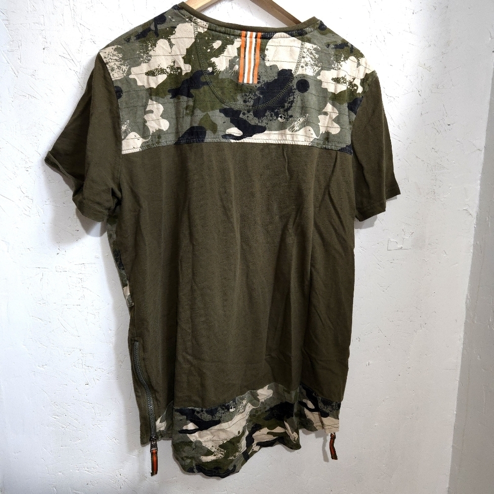 Triple Five Soul | Army Green Tee with Camouflage Pocket & Side Zippers - Picture 5 of 7